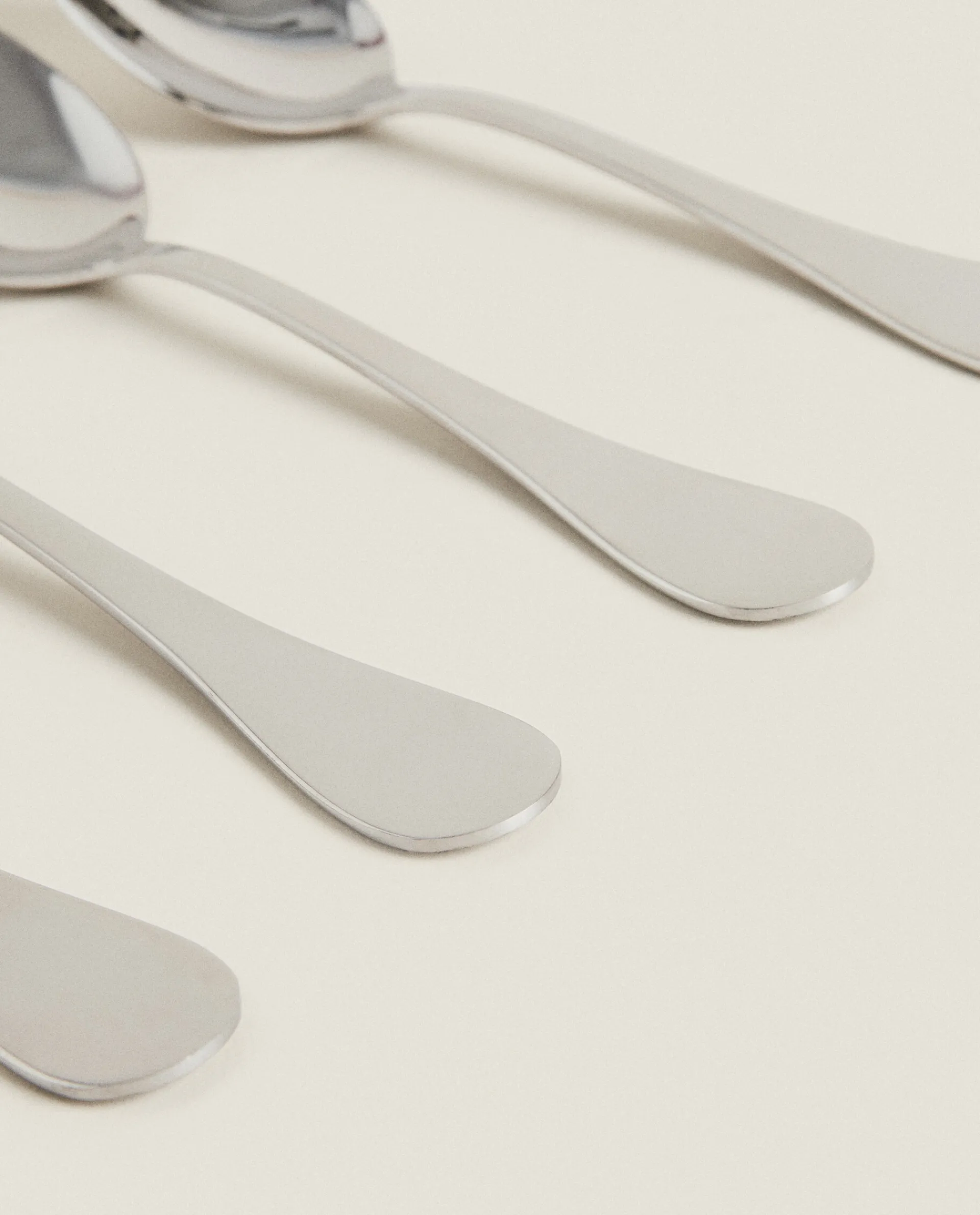 Cutlery*ZARA Home 4-Piece Classic Spoon Box Steel Grey