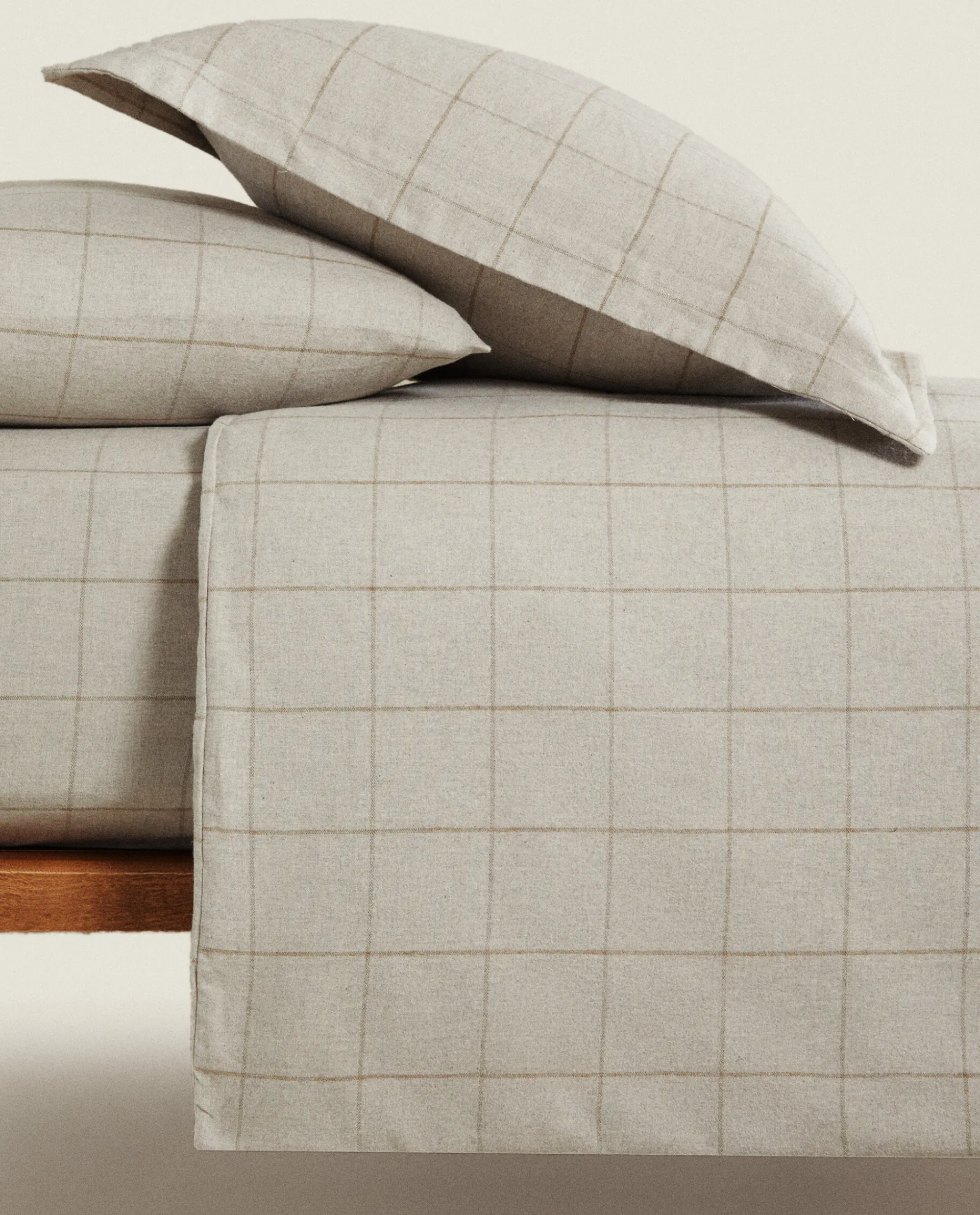 Duvet Covers*ZARA Home Plaid Flannel Duvet Cover Sand