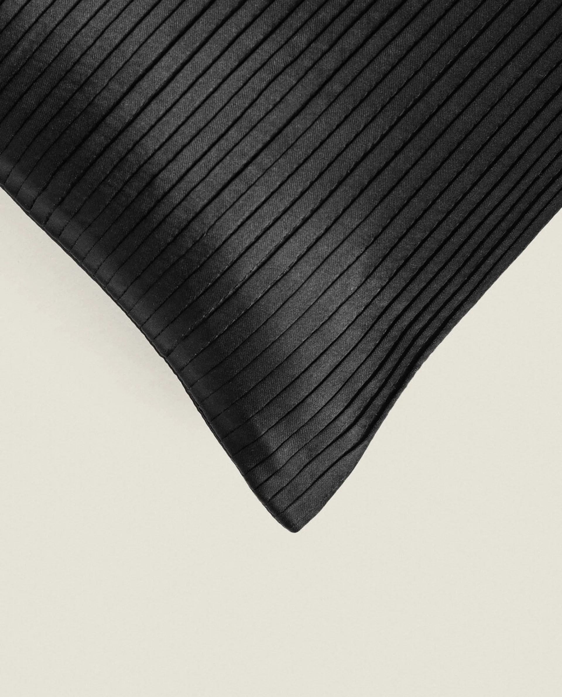 Solid*ZARA Home Pleated Throw Pillow Cover Black