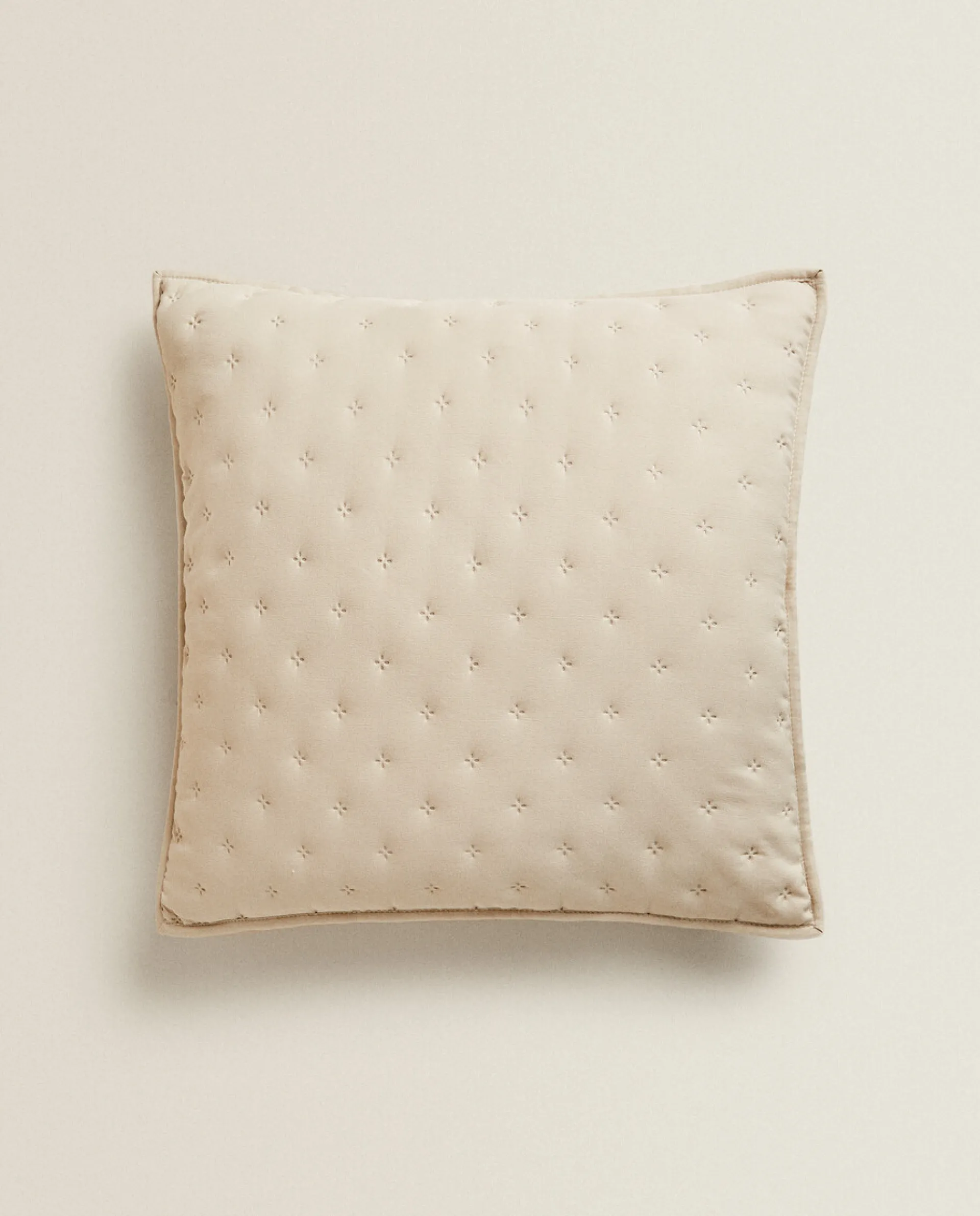 Quilts*ZARA Home Quilted Dotted Throw Pillow Cover Beige