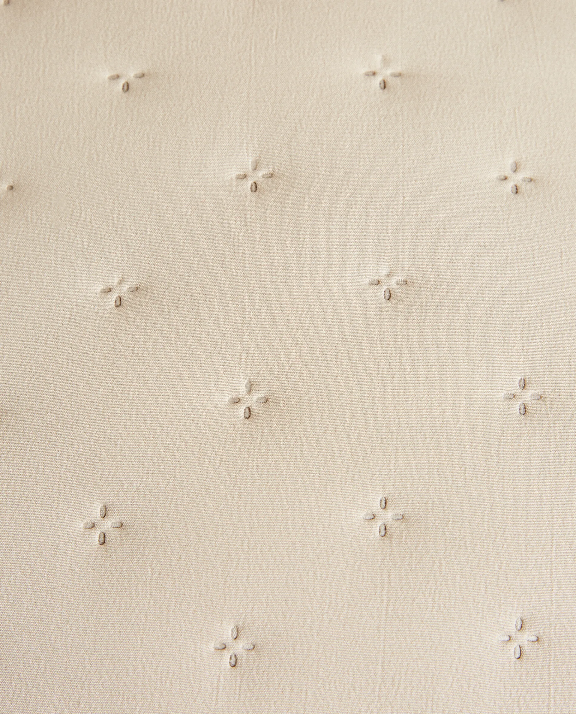 Quilts*ZARA Home Quilted Dotted Throw Pillow Cover Beige