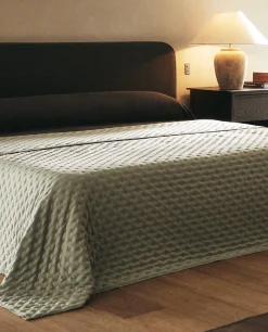 Quilts*ZARA Home Quilted Quilt With Dots Green