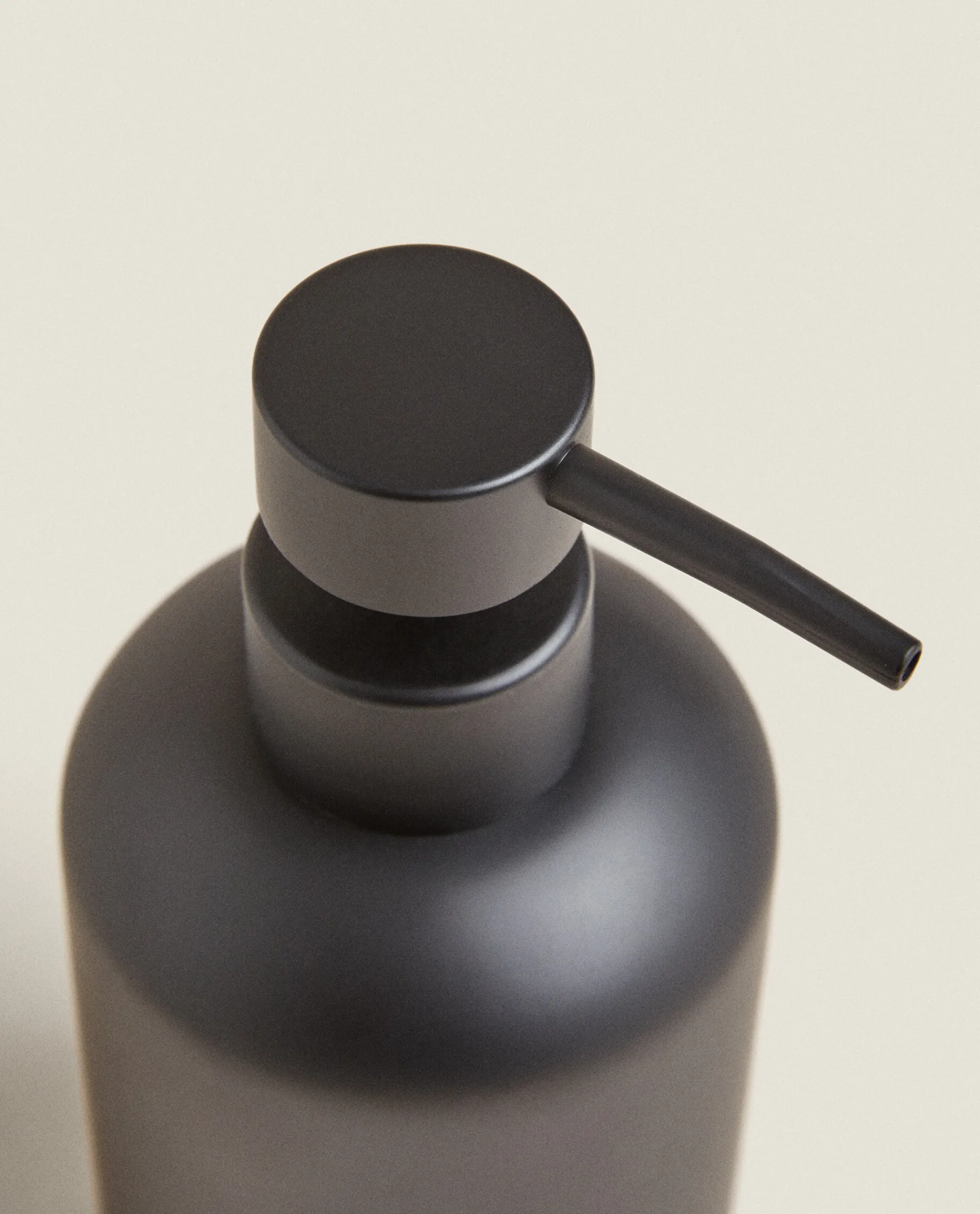 Dispensers*ZARA Home Resin Soap Dispenser Black