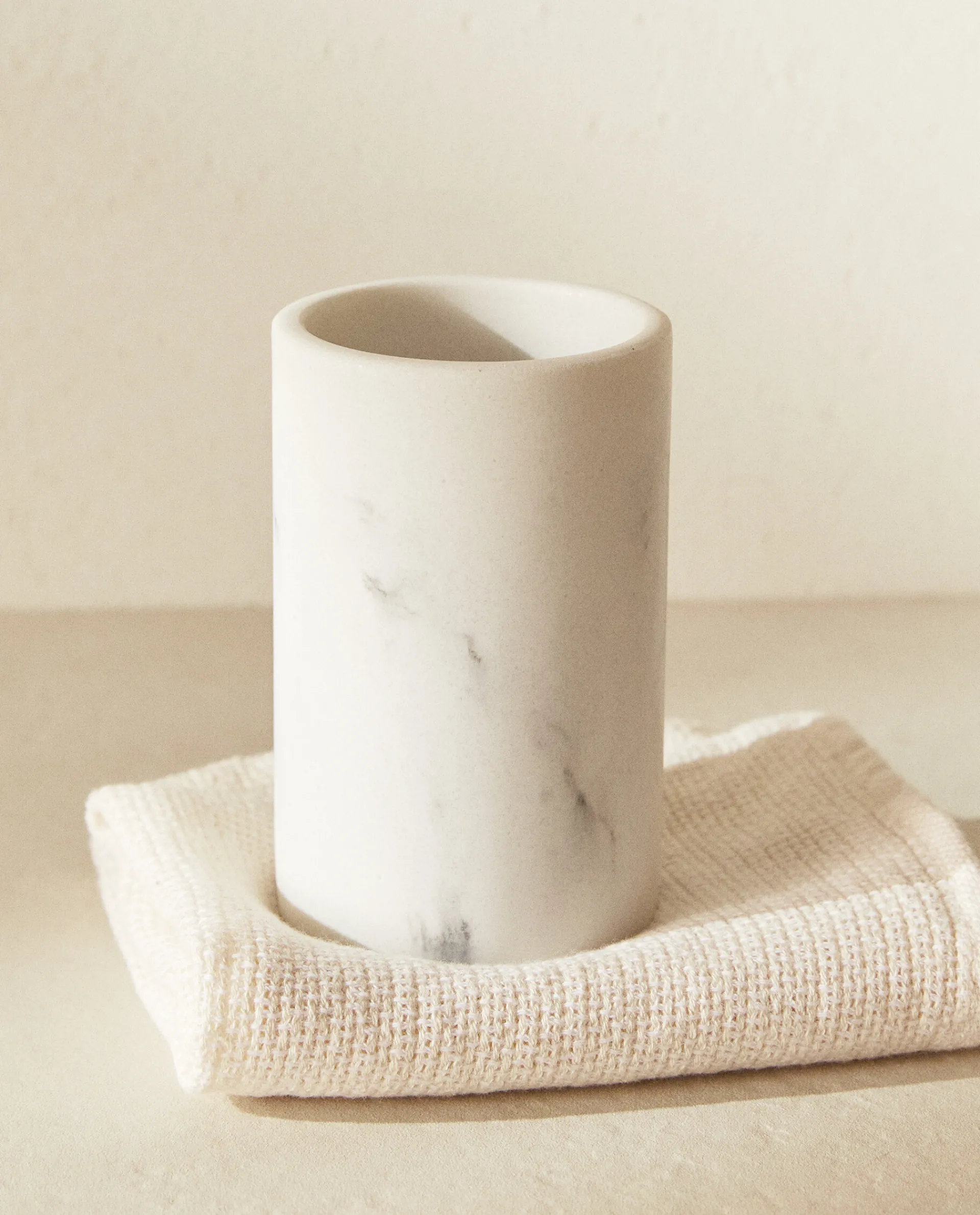 Glasses*ZARA Home Resin Tumbler Grey