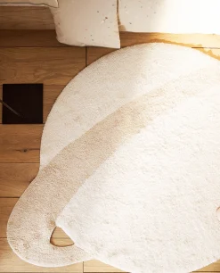 Rugs*ZARA Home Saturn Shaped Rug Beige