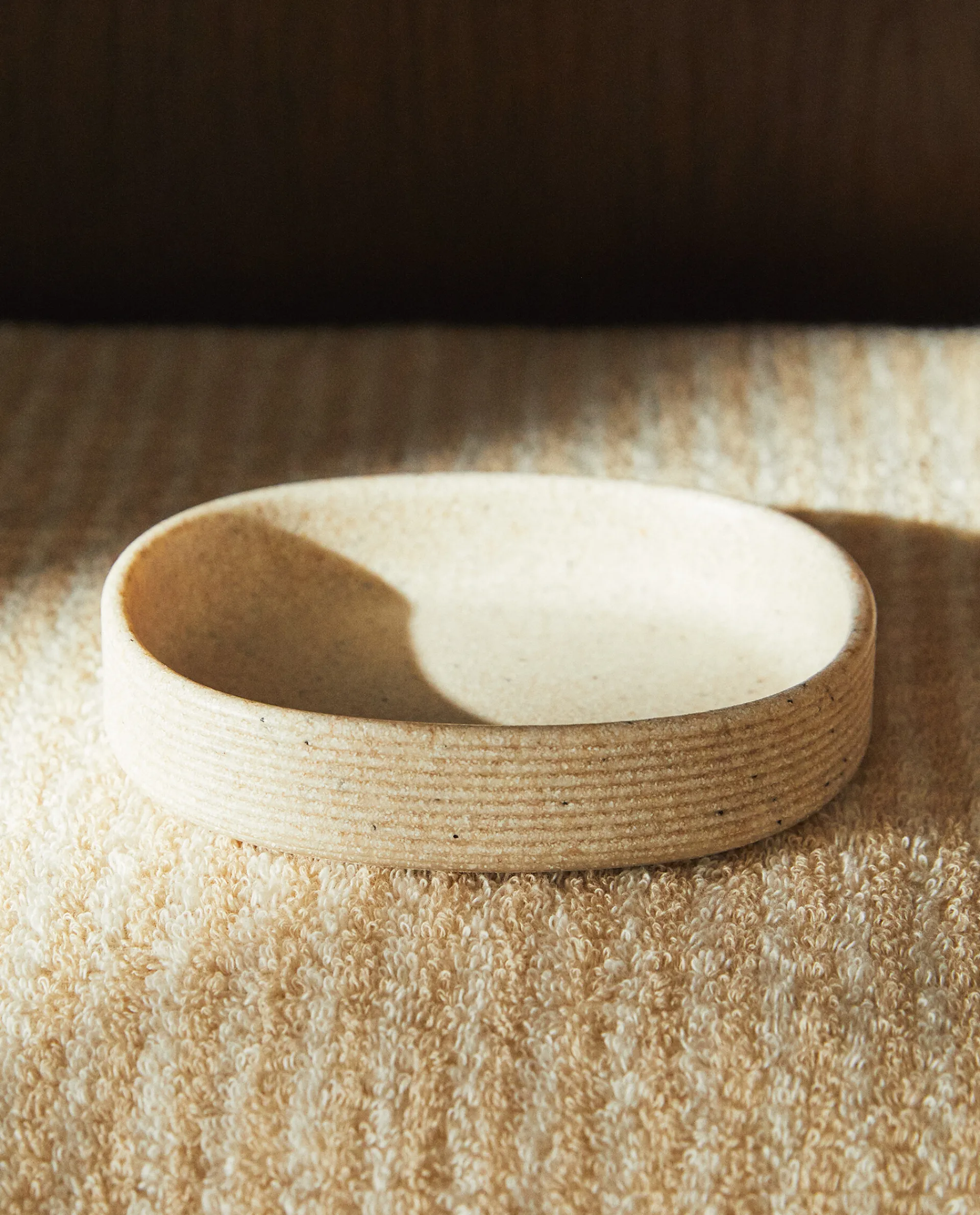 Soap Dishes*ZARA Home Scored Resin Soap Dish Beige