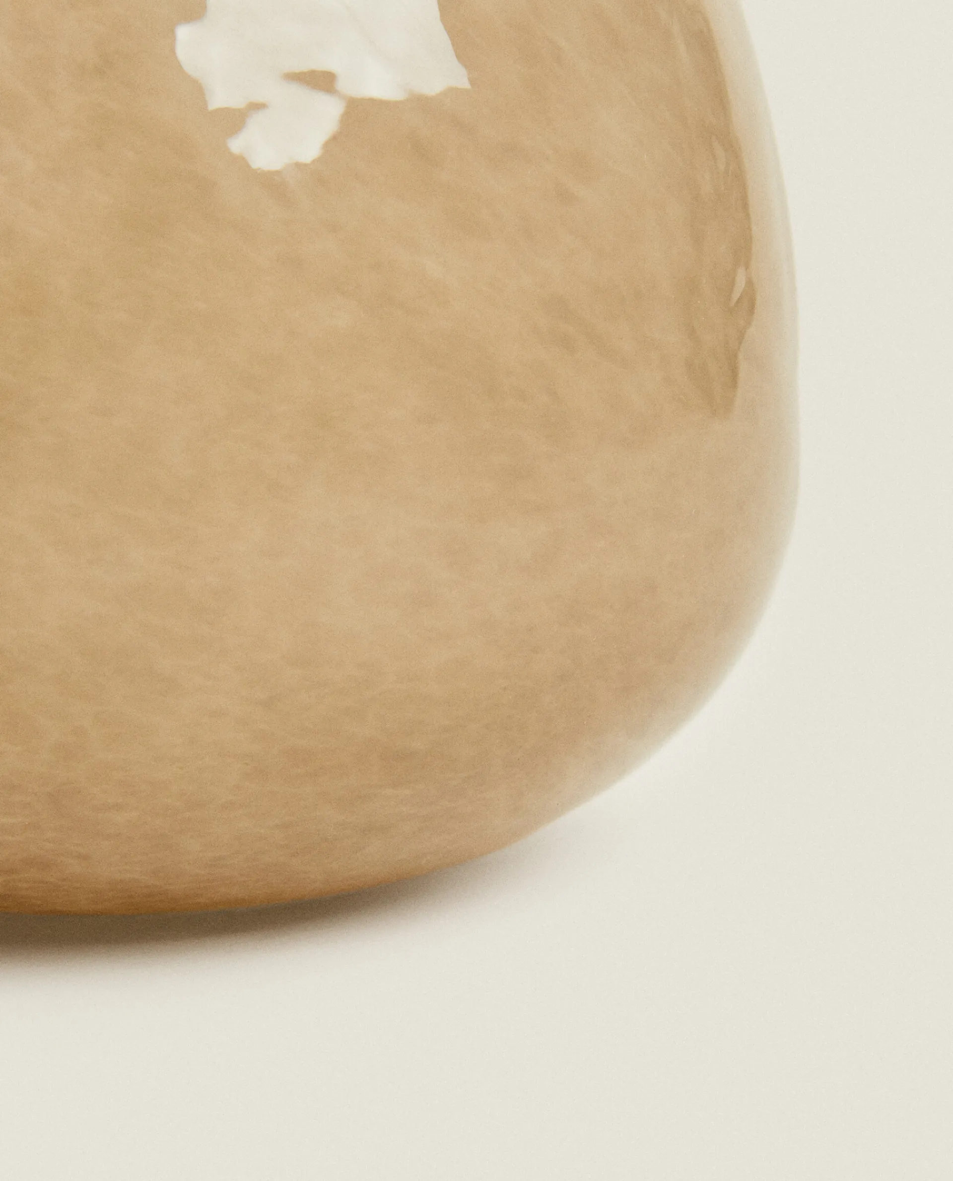 Vases*ZARA Home Shiny Glass Vase Beige