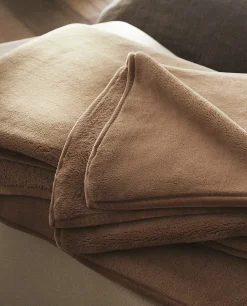 Blankets*ZARA Home Short Faux Fur Blanket Beige