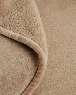 Blankets*ZARA Home Short Faux Fur Blanket Beige