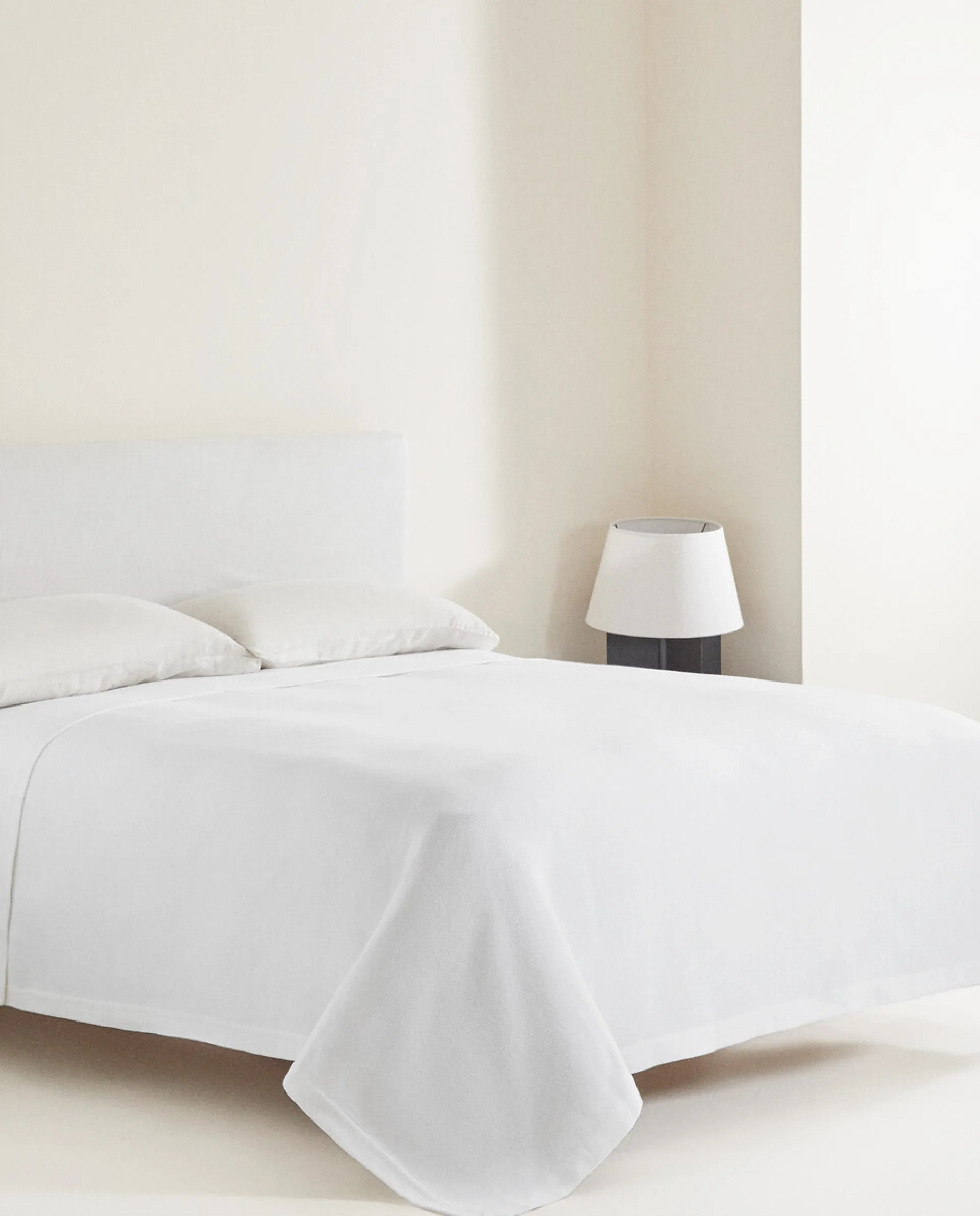Bedspreads*ZARA Home Solid Color Cotton Bedspread White