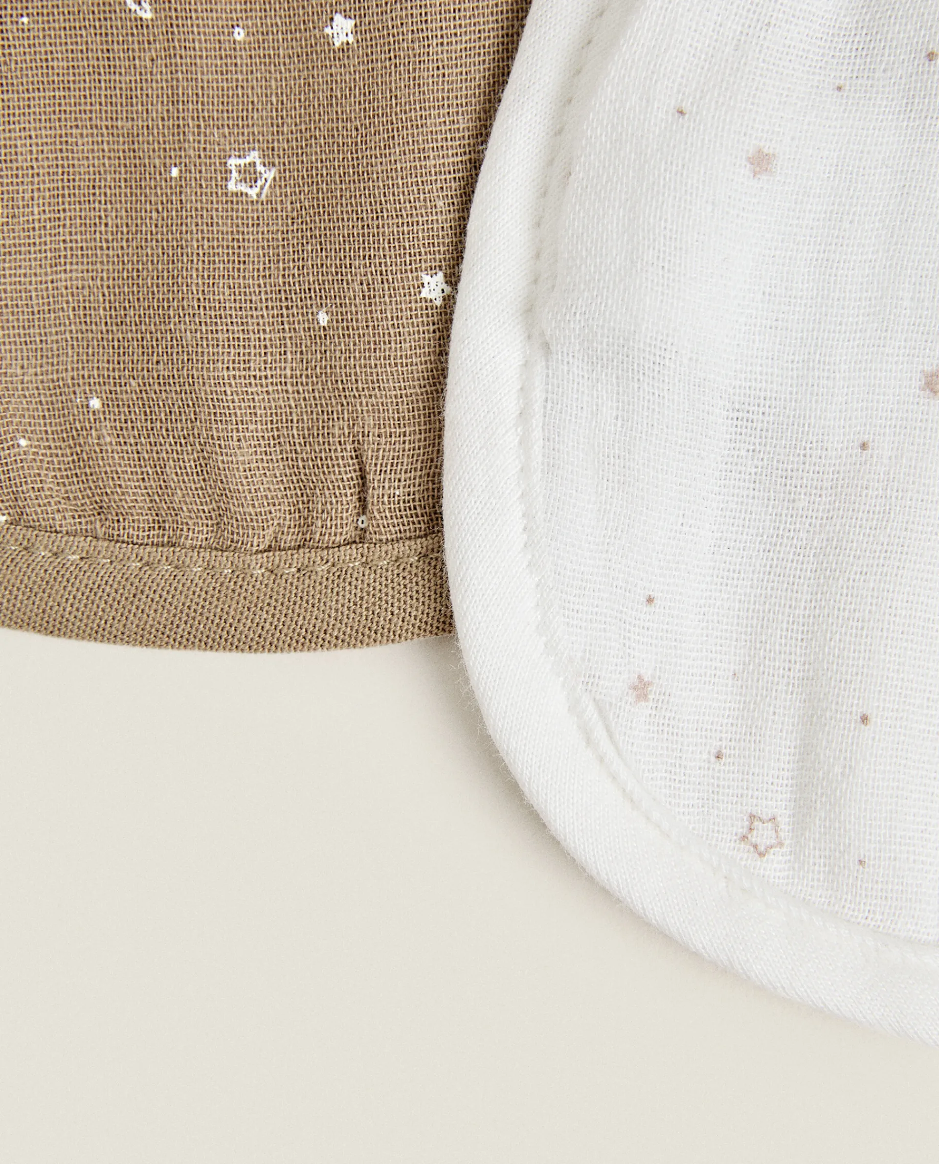 Mealtime*ZARA Home Star Print Muslin Bibs (Set Of 2) Oyster White