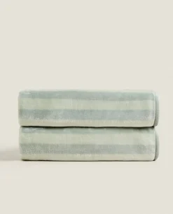 Blankets*ZARA Home Striped Fleece Blanket Green