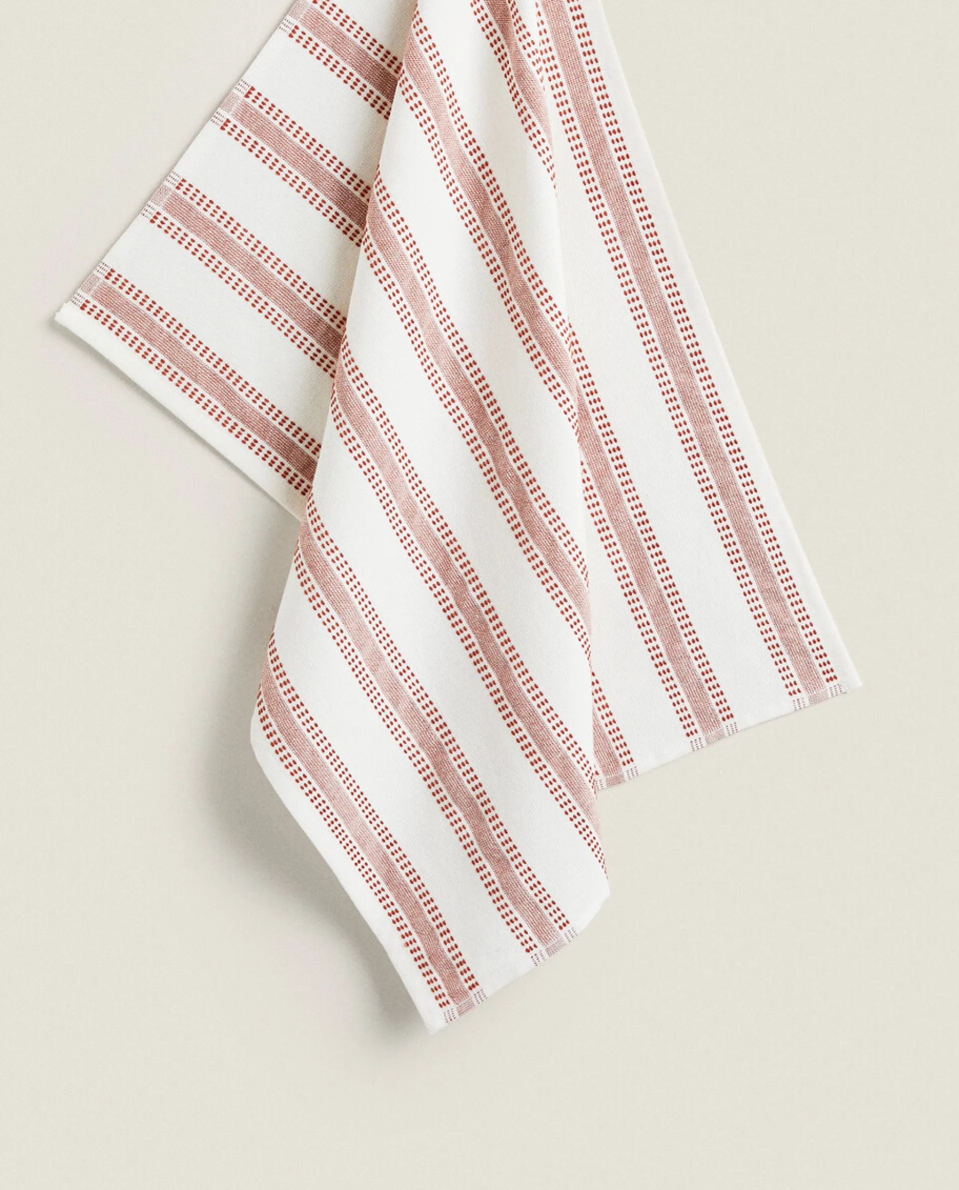 Kitchen Towels, Aprons And Bags*ZARA Home Striped Terrycloth Kitchen Towel Copper