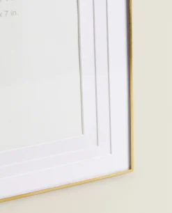 Frames And Canvases*ZARA Home Thin Metal Frame Golden