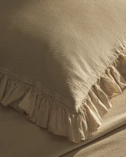 Bedspreads*ZARA Home Throw Pillow Cover With Pleated Ruffle Cream