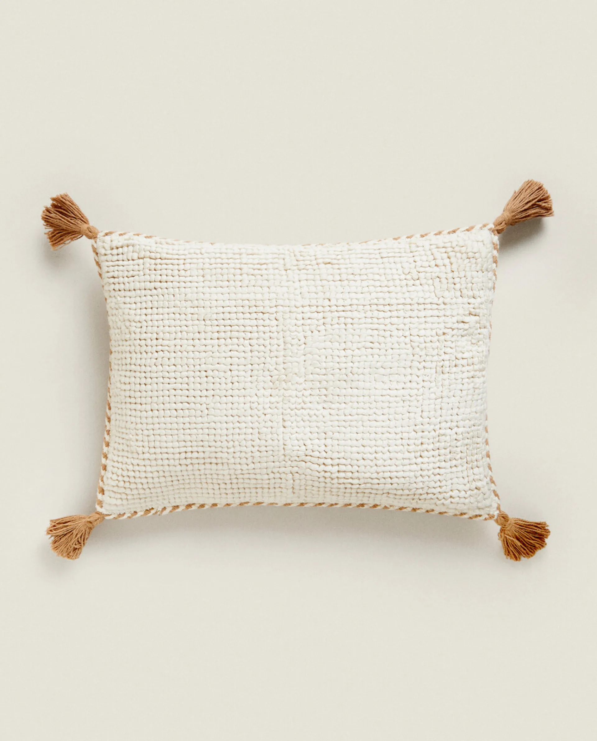Throw Pillows*ZARA Home Throw Pillow Cover With Tassels Natural Colour
