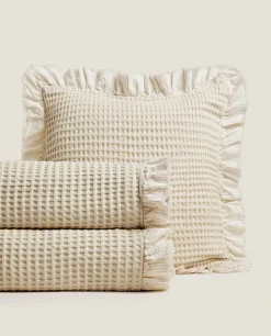 Crib Bedding*ZARA Home Waffle Texture Cotton Bedspread Cream
