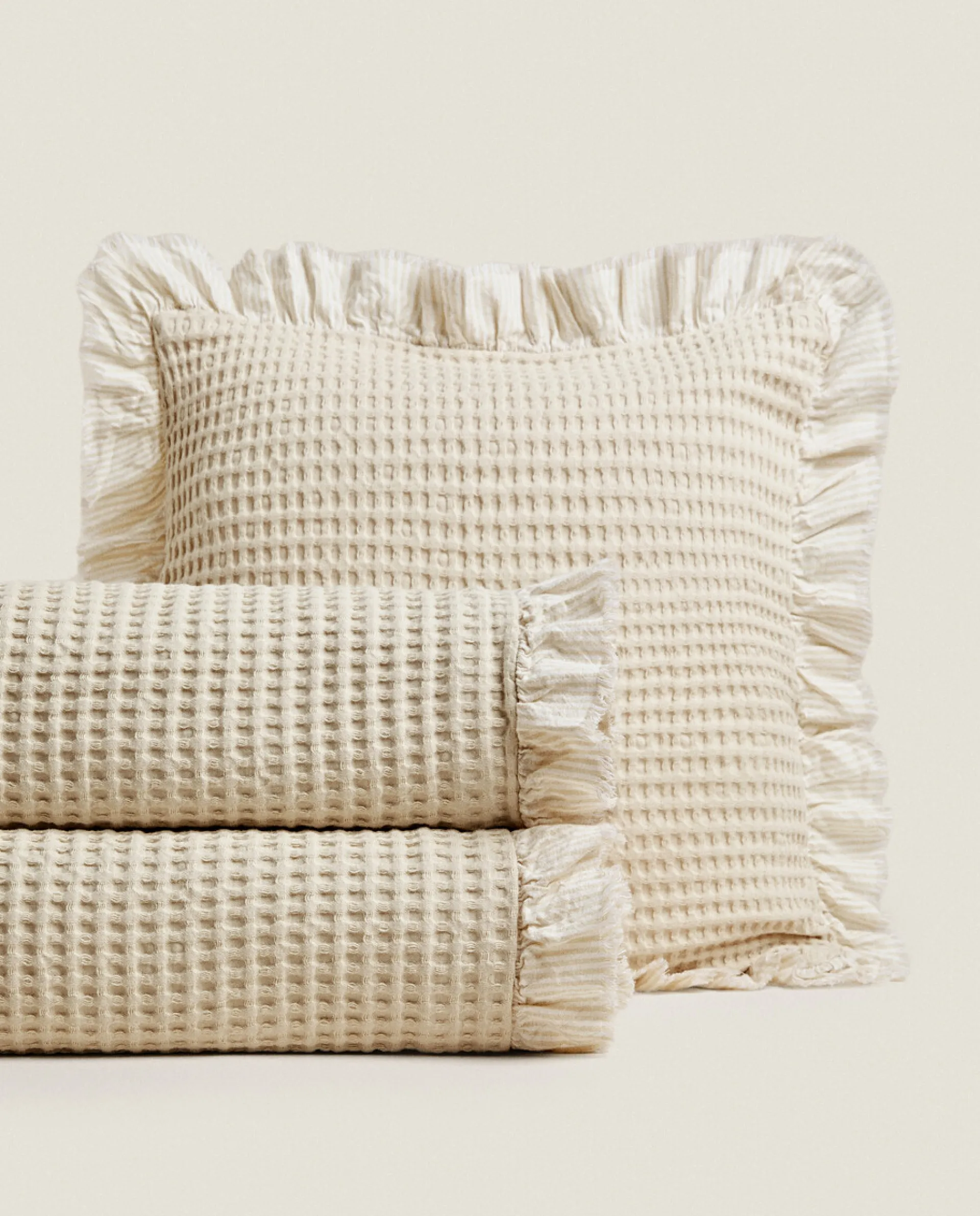 Crib Bedding*ZARA Home Waffle Texture Cotton Bedspread Cream