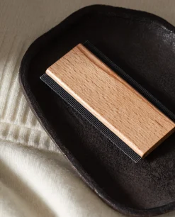 Laundry Care*ZARA Home Wood And Metal Cashmere Brush Natural Colour