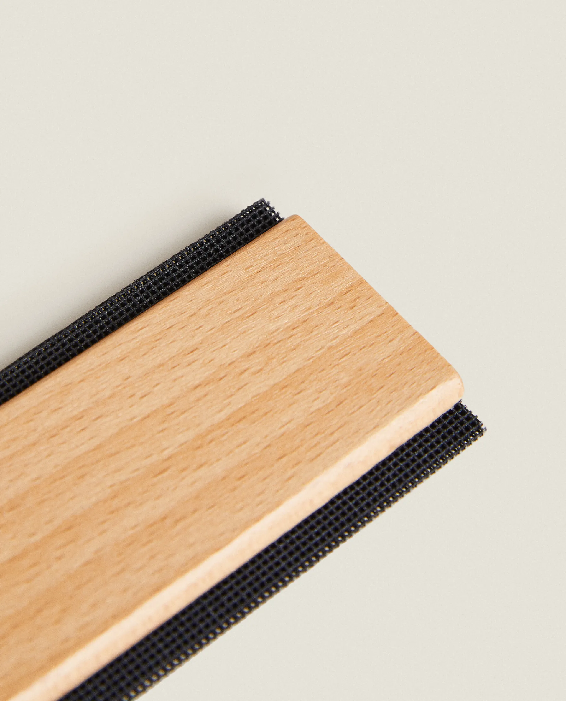 Laundry Care*ZARA Home Wood And Metal Cashmere Brush Natural Colour