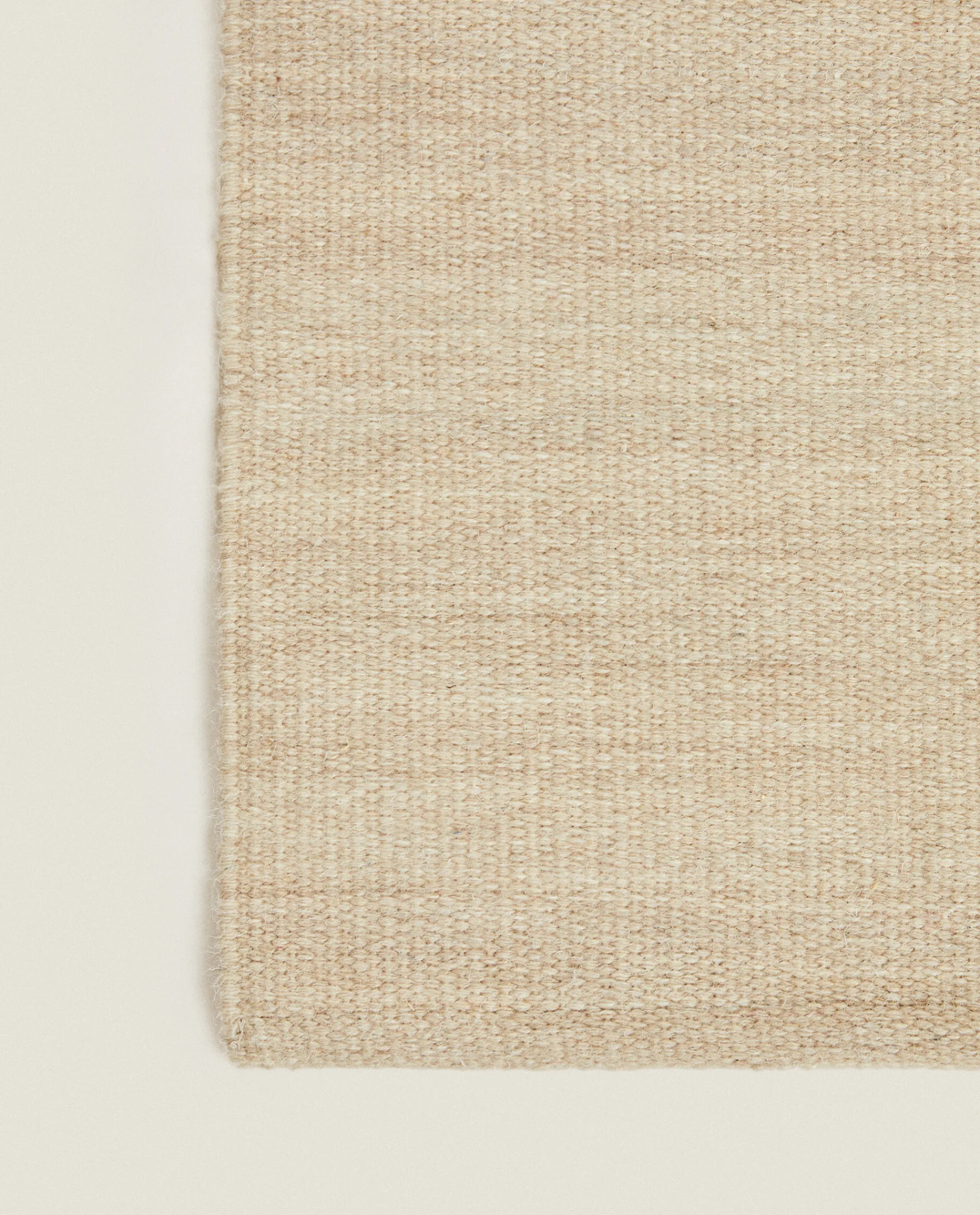 Solid*ZARA Home Wool And Cotton Rug Beige