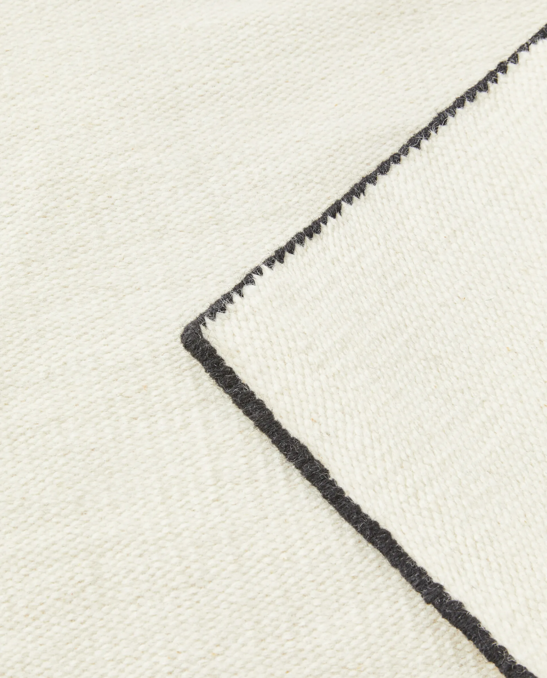 Solid*ZARA Home Wool Overlock Rug Natural Colour