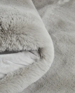 Blankets*ZARA Home Xl Fuzzy Faux Fur Blanket Grey