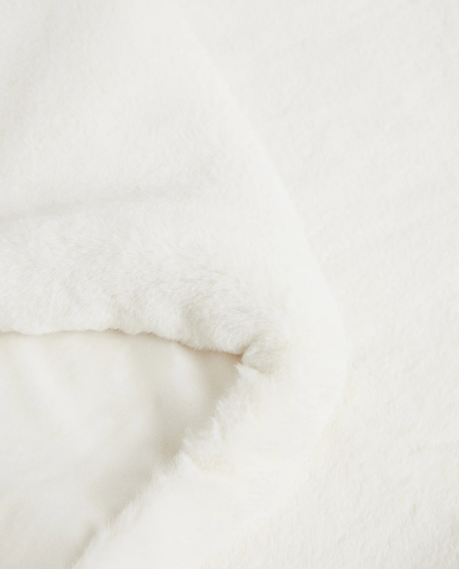 Blankets*ZARA Home Xl Plain Faux Fur Blanket Cream